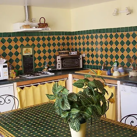 Le Fenouillet D'hotes Proche Des Grands Buffets Bed & Breakfast Narbonne